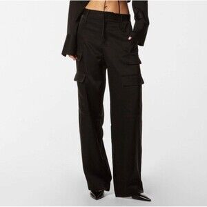 Noli satin cargo pants 6 NWT!